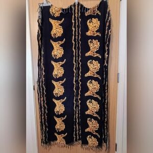 Ancient Looking Fish Sarong 🐠